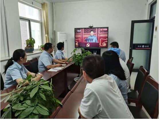 山东泽宇法医司法鉴定中心集中观看建党百年习近平总书记在100周年大会上的讲话